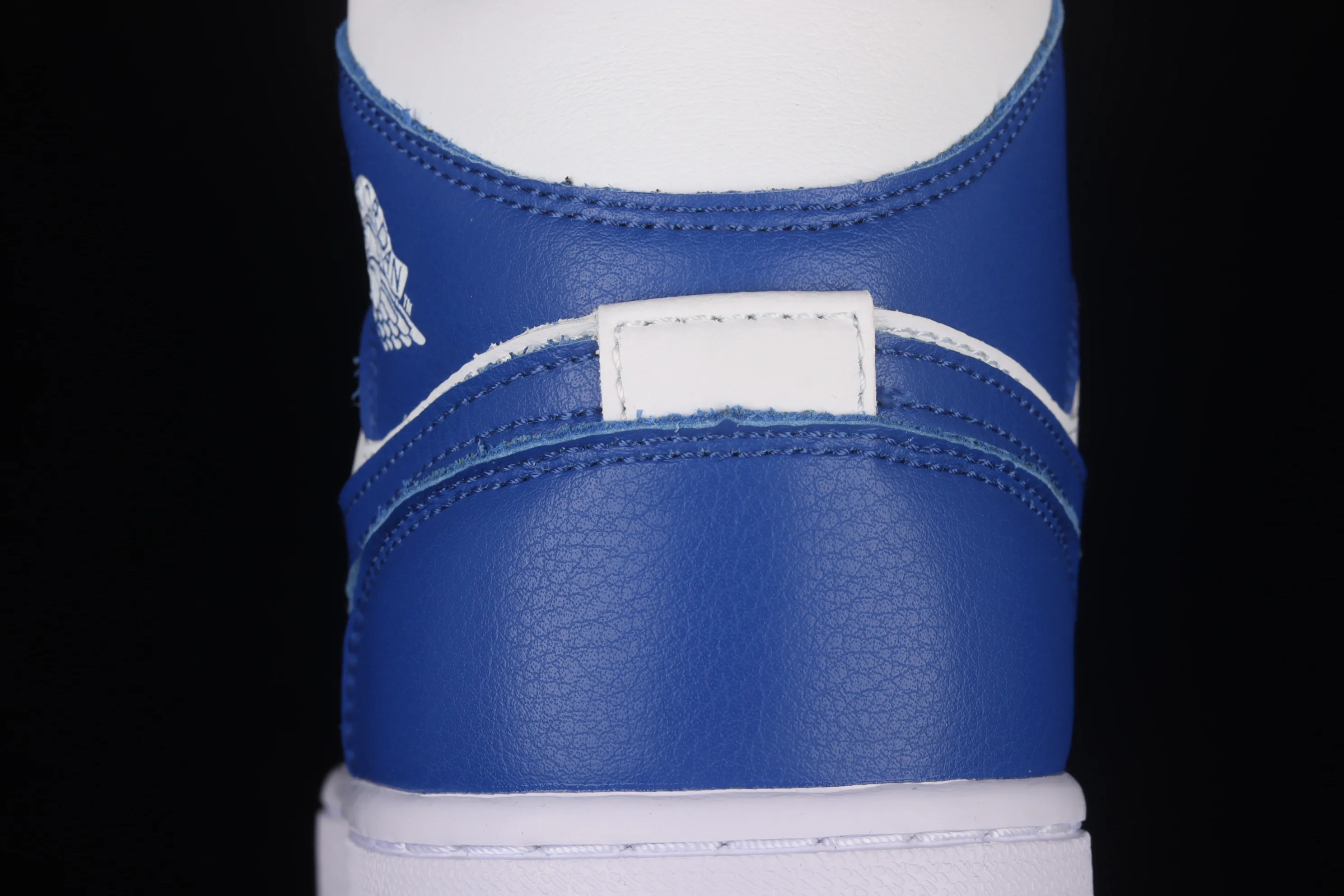 All Categories Air Jordan Jordan Series Basketball Shoes Air Jordan 1 Mid Differentiated Versions Air Jordan 1 Mid AJ1 Joe 1 Kentucky Blue Zhongbang Basketball Shoes BQ6472-104